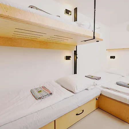 Yachter Club Modrá čajka