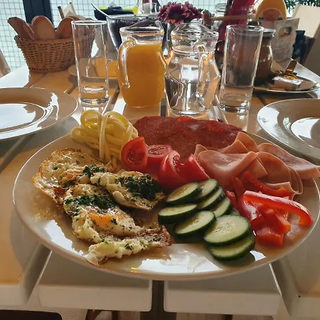 Botel Yachter Club Modrá čajka