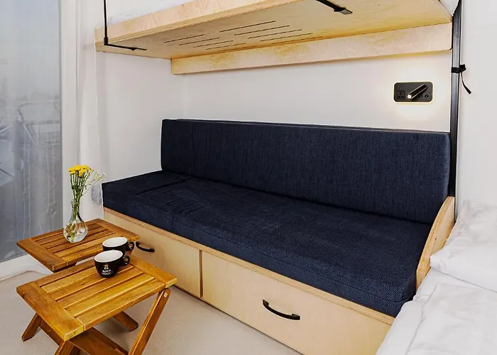 Yachter Club Modra Cajka بوتيل